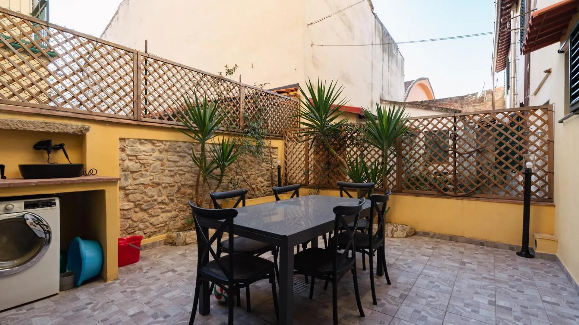 Blu'S House In Florence Italy